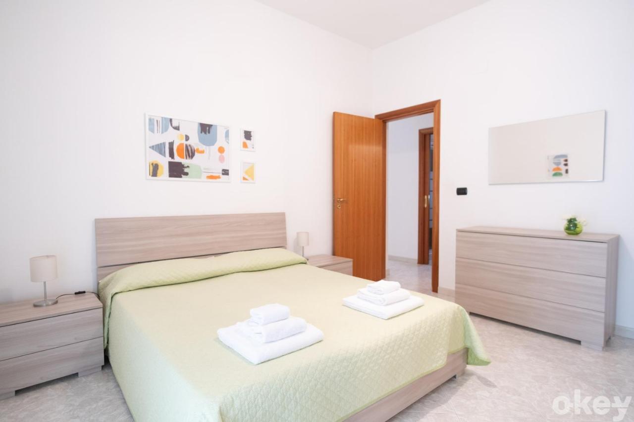 Cozy Apartments De Gasperi Bari Bagian luar foto